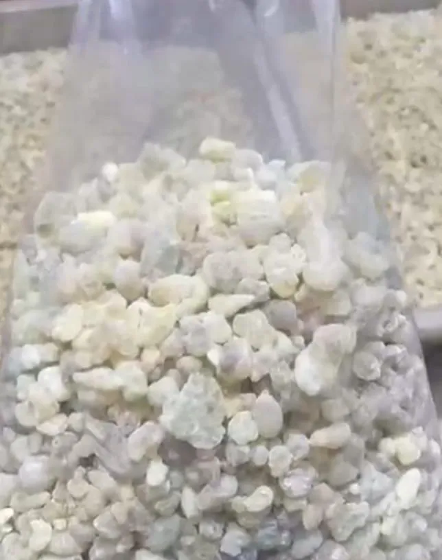 أللبان الذكر الفاخر للعلاج الكيلو ب ١٧ ريال